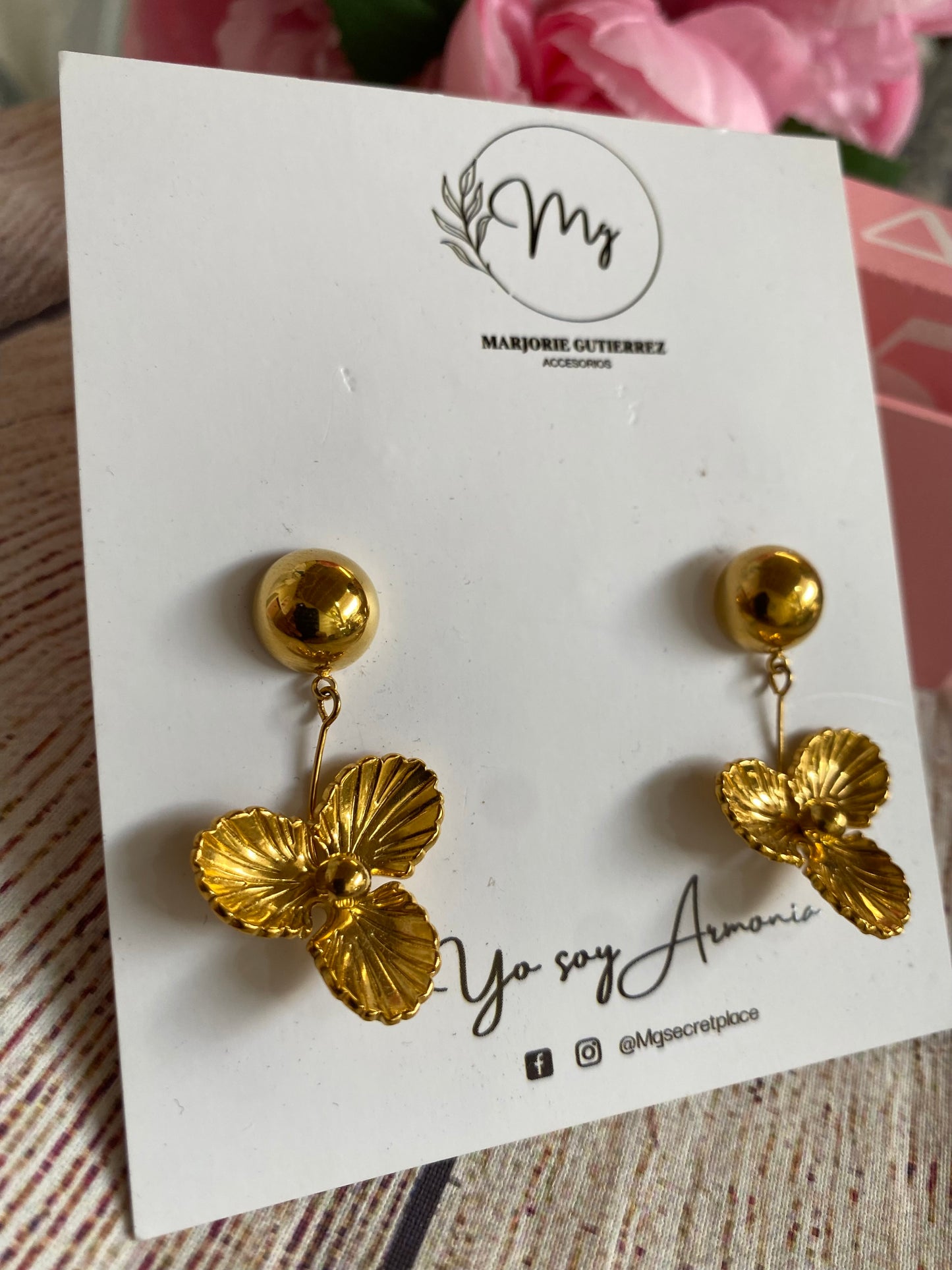 Aretes Yenny