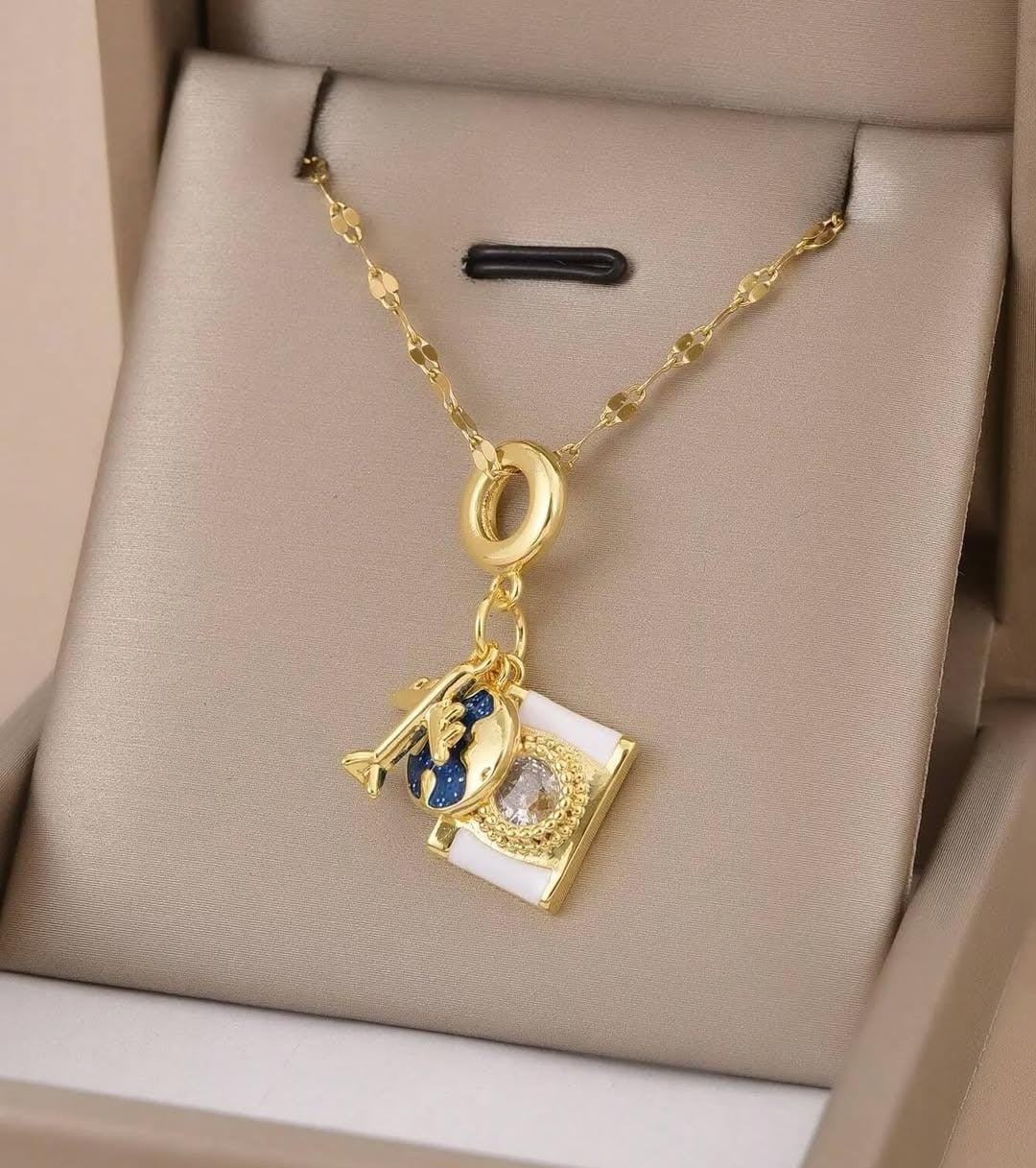 Cadena Emma